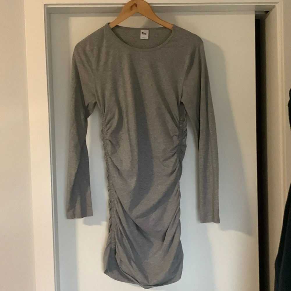 TNA Malibu long sleeve dress in grey - Picture 5 of 8